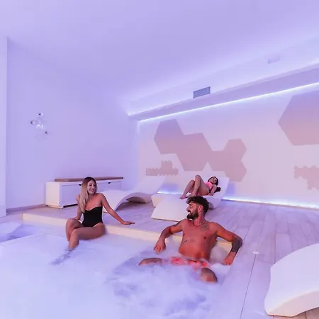 Victoria Palace & Zen Wellness 4* גאליפולי