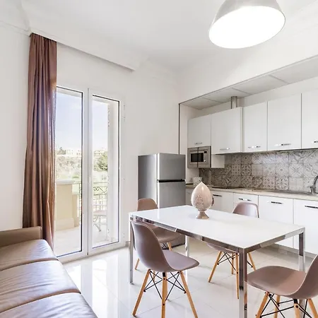 Victoria Palace & Zen Wellness מלון גאליפולי