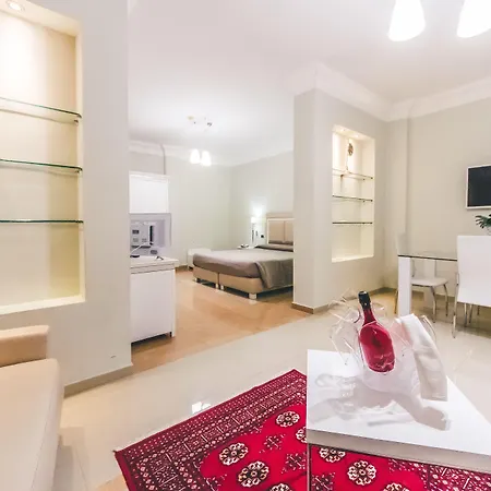 Victoria Palace & Zen Wellness מלון