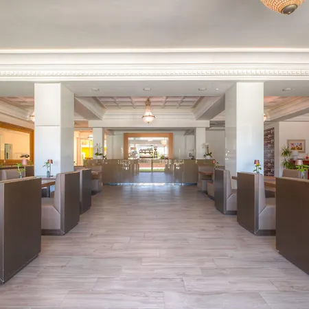 Victoria Palace & Zen Wellness מלון גאליפולי