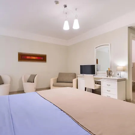 מלון Victoria Palace & Zen Wellness גאליפולי